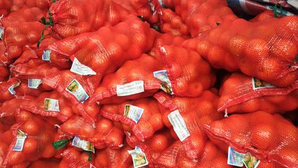 连续15天 重庆区县精准扶贫特色农产品博览会首站在沙坪坝歌乐山文化广场举行